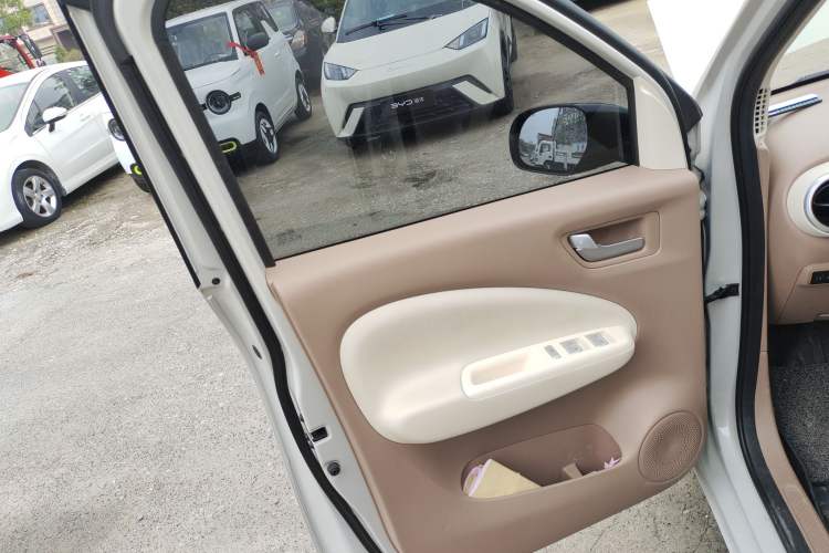 Used Wuling Hongguang MINIEV 2025 Four-Door Version Advanced Edition