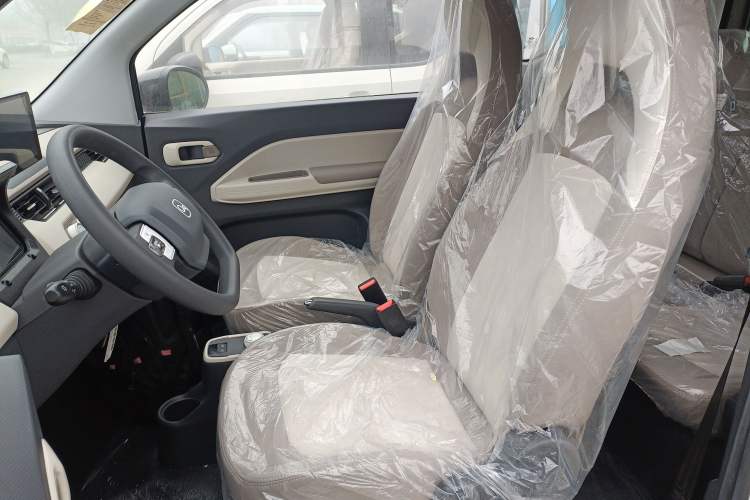 Used Chery QQ Ice Cream 2024 Edition Youth Version 205km Sundae
