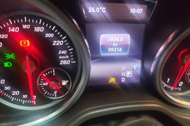 Used Mercedes-Benz GLS 2018 Refreshed GLS 400 4MATIC Dynamic Edition Odometer Close Up