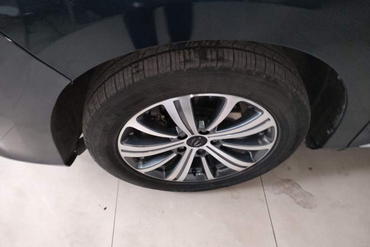 Used GAC Trumpchi M8 2018 320T Luxury Edition Left Front Wheel Hub