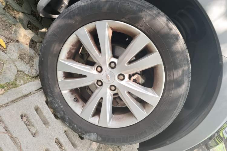 Used Chevrolet Captiva 2014 2.4L 4x4 Flagship Edition 7 Seats
