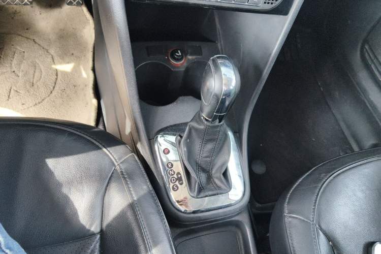 Used Volkswagen Polo 2011 1.6L Automatic ZhiKu Edition
