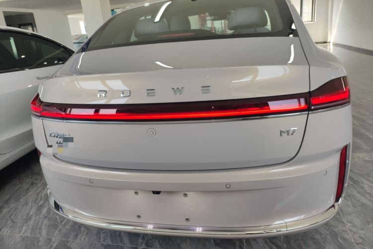 Used Roewe M7 DMH 2025 Model 160km Premium Version
