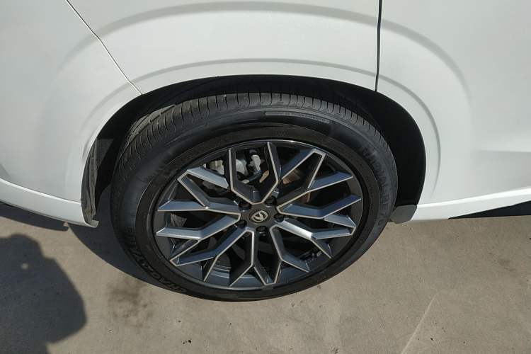 Used Changan UNI-Z 2025 1.5T Premium Edition
