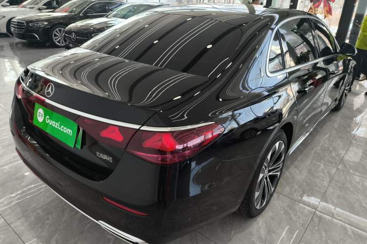 Used Mercedes-Benz E-Class New Energy 2024 E 350 e L Plug-in Hybrid Sedan
