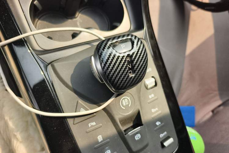 Used BYD Qin PLUS 2023 Champion Edition DM-i 55KM Leading Model Gear Lever