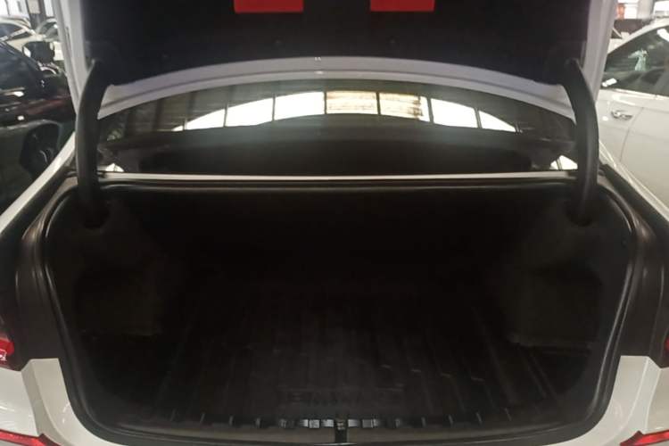 Used BMW 3 Series 2022 Restyled 320Li M Sport Package
