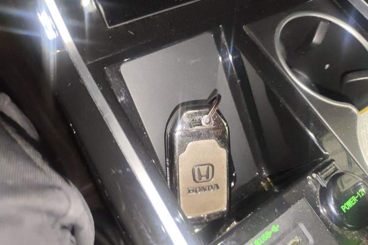 Used Honda Elysion 2016 2.4L Luxury Edition Vehicle Key