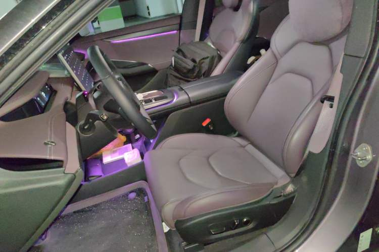 Used Xiaomi Auto SU7 2024 Rear-Drive Long-Range Intelligent Driving Version
