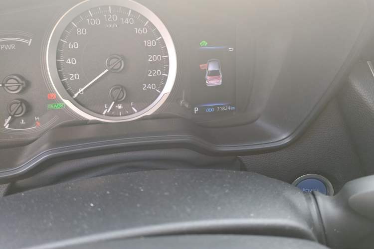 Used Toyota Corolla 2022 Dual-Motor 1.8L E-CVT Pioneer Edition
