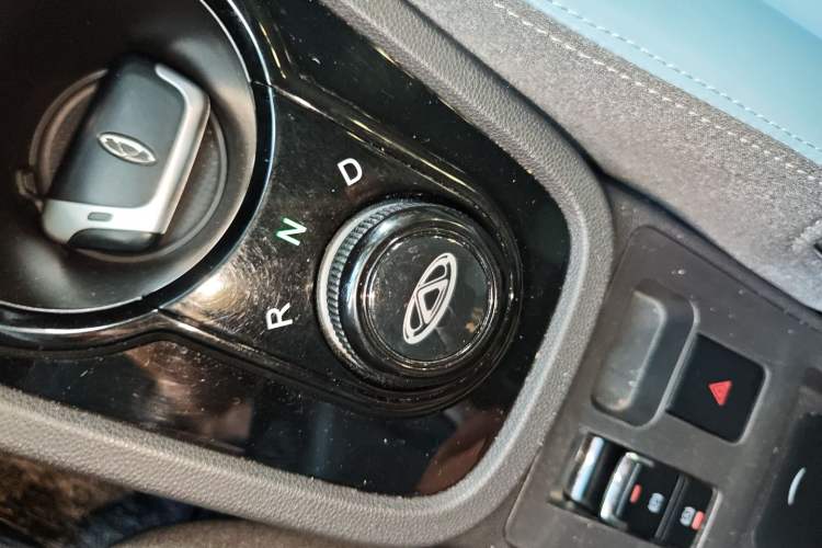 Used Chery New Energy Little Ant 2022 Sweet Pink Edition Full-Sugar Version Lithium Iron Phosphate 30 kW 301 km
