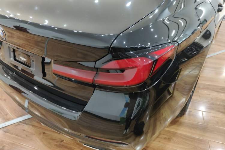 Used BMW 5 Series 2022 Restyled 530Li Leading Edition M Sport Package
