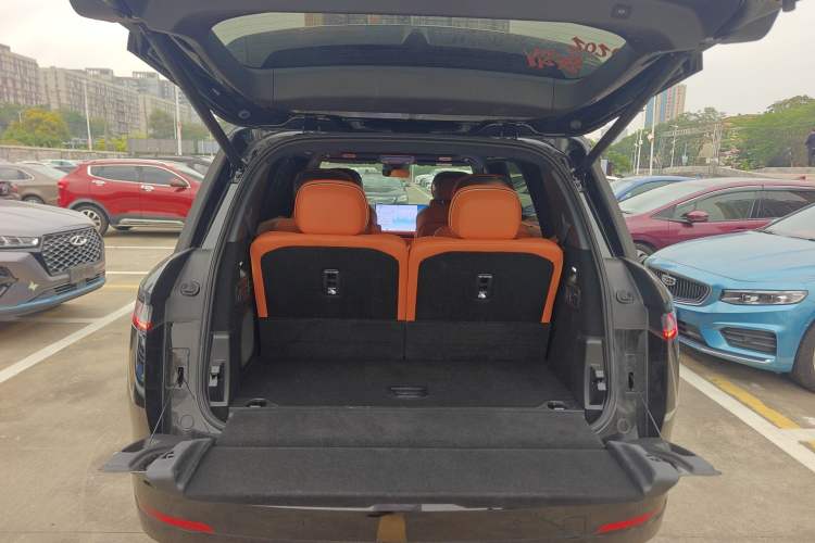 Used Lynk & Co 900 2025 1.5T Ultra