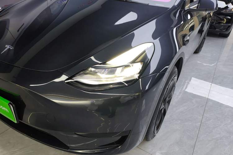 Used Tesla Model Y 2024 Rear-Wheel-Drive Version
