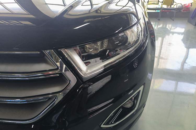 Used Ford Edge 2016 EcoBoost 245 Four-Wheel Drive Titanium 7-Seater