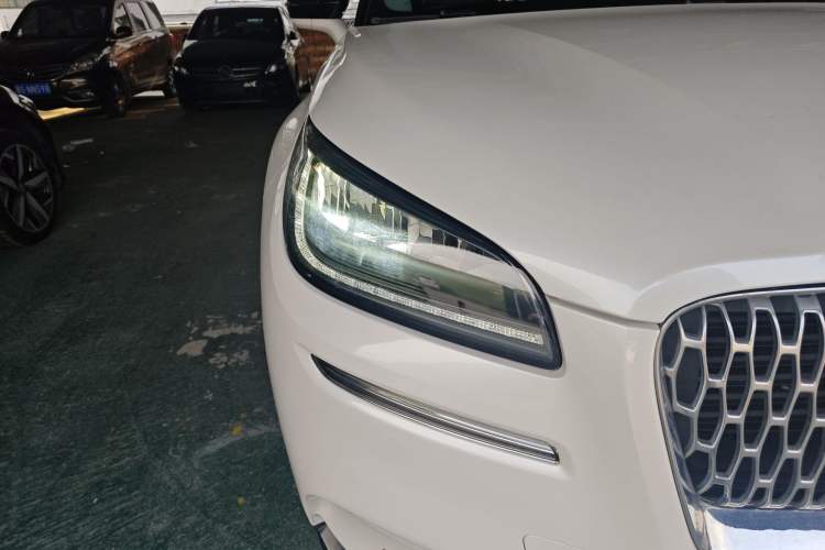 Used Lincoln Corsair 2022 2.0T Two-Wheel Drive Deluxe Edition