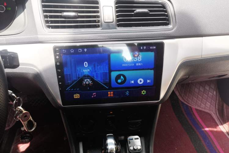 Used Volkswagen Lavida 2015 1.6L Automatic Fashion Edition