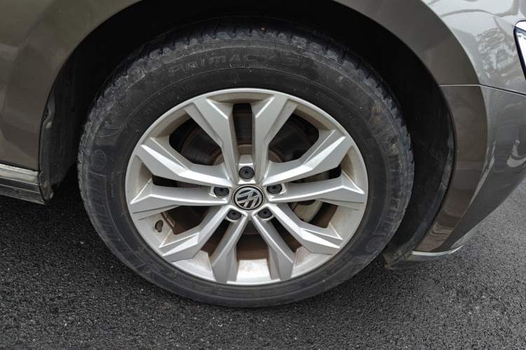 Used Volkswagen Magotan 2017 330TSI DSG Luxury Model