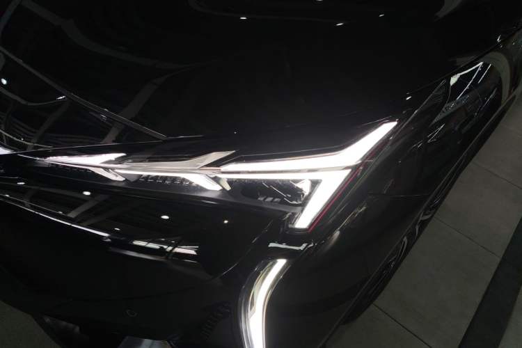 Used ARCFOX Alpha S5 2024 560MAX 185kW
