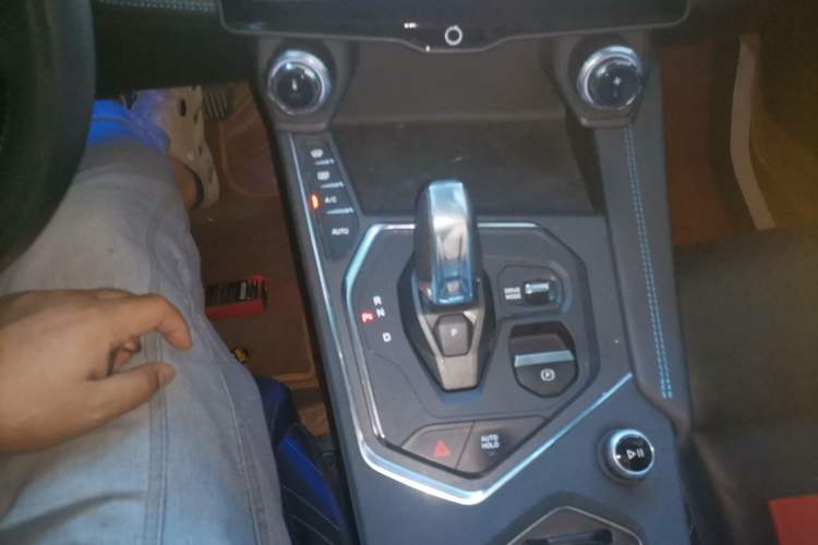 Used Lynk & Co 05 2020 2.0TD Two-Wheel Drive Shine Halo
