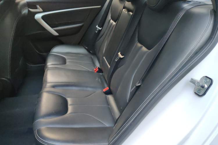 Used Geely Auto Emgrand 2015 Sedan 1.5L CVT Upward Version Left Rear Seat