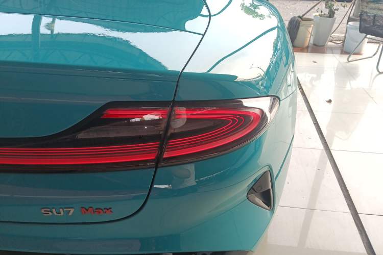 Used Xiaomi Auto SU7 2024 Four-Wheel Drive Ultra-Long Range Advanced Intelligent Driving Max Edition Exterior 3