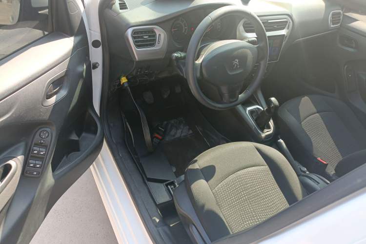 Used Peugeot 301 2016 1.6L Manual Happiness Edition