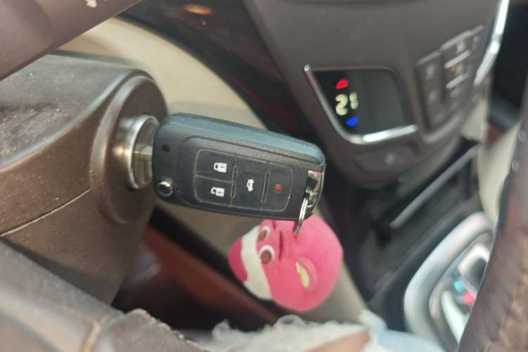 Used Buick Regal 2012 2.0L Comfort Edition Vehicle Key