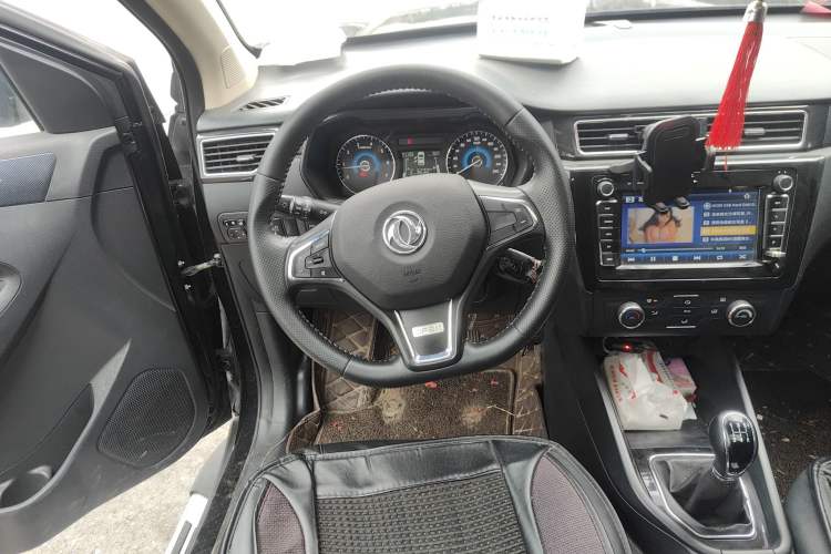 Used Dongfeng Fengon 580 2017 1.8L Manual Comfort Model
