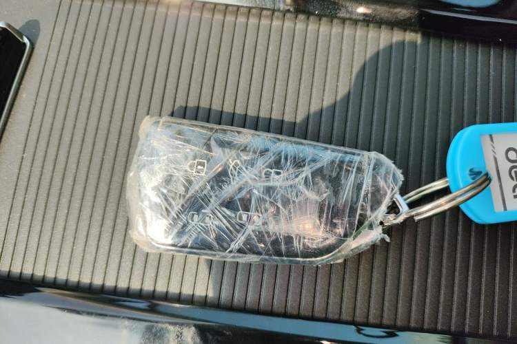 Used Volkswagen Viloran 2024 380TSI Premium Edition Vehicle Key