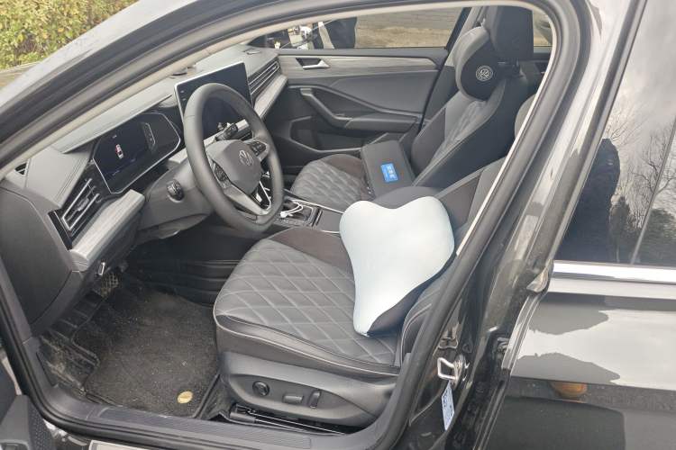 Used Volkswagen Sagitar 2023 300TSI DSG Excellence Edition