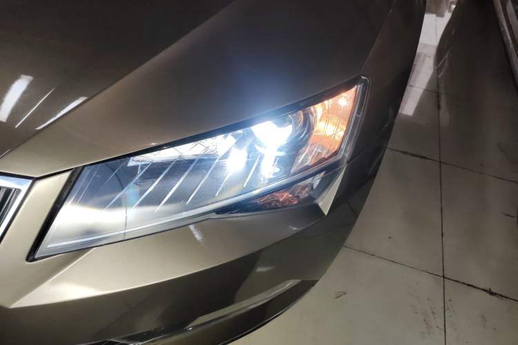 Used Skoda Superb 2016 TSI280 DSG Innovation Edition