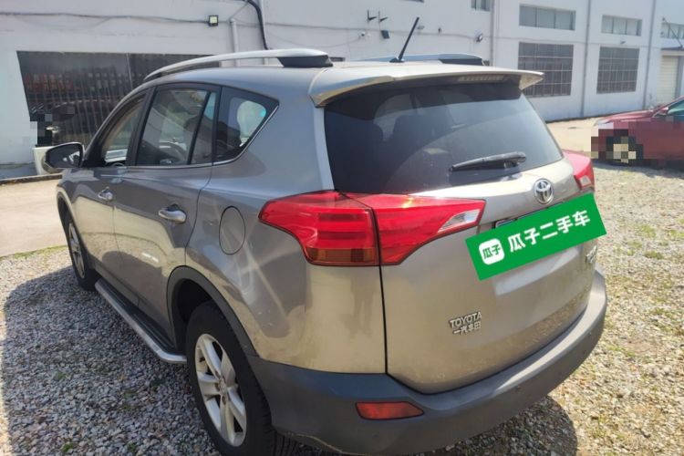 Used Toyota RAV4 2013 2.0L CVT Four-Wheel Drive Fashion Edition
