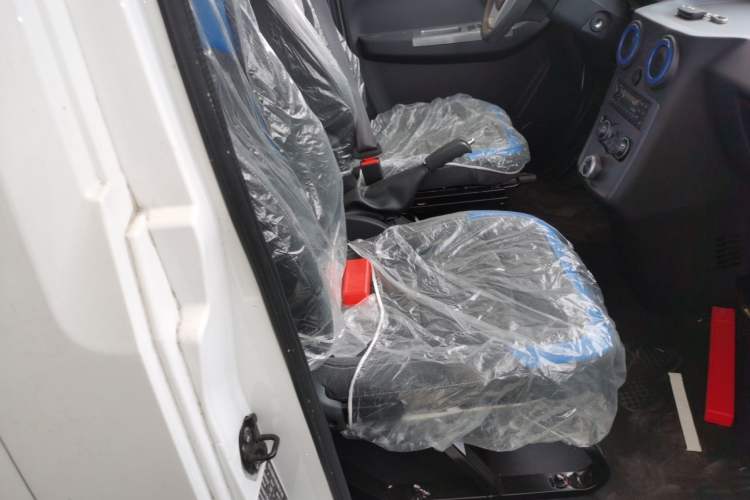 Used Foton Intelligent Blue Elf E7 2023 Pure Electric Van Flat Roof 2 Seats EVE Energy 41.86 kWh
