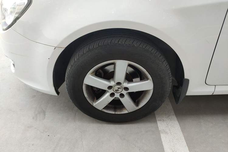 Used Roewe 350 2014 1.5L Manual Xunchi Edition