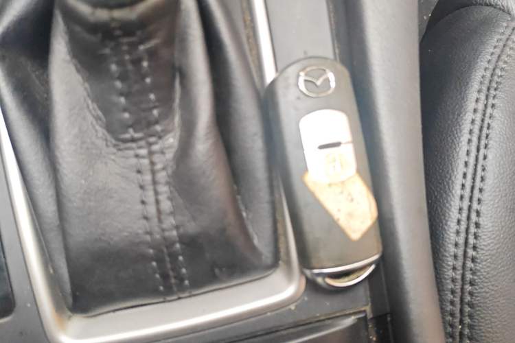 Used Mazda CX-4 2016 2.0L Automatic 2WD Blue Sky Dynamic Edition
