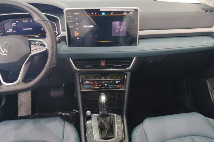 Used Volkswagen Tharu 2023 300TSI Two-Wheel-Drive Full Moon Edition Audio And AC Panel