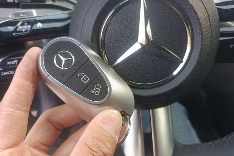 Used Mercedes-Benz C-Class 2023 C 260 L Bright Night Sports Edition
