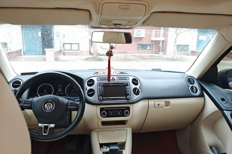 Used Volkswagen Tiguan 2010 2.0 TSI Automatic All-Wheel-Drive Elite Edition