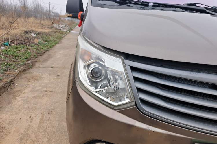 Used Wuling Zhengcheng 2015 1.8L Comfort Model LJ479QE2
