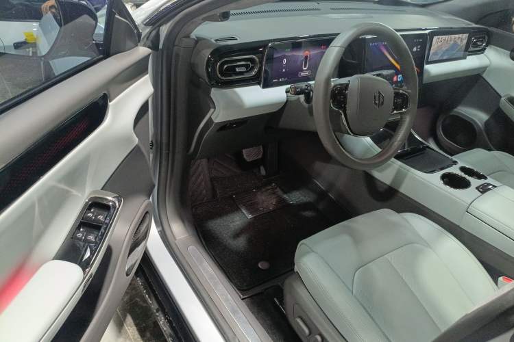 Used Leapmotor C01 2023 630 All-Wheel-Drive Performance Version
