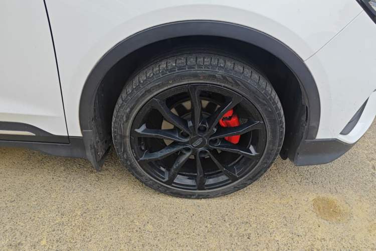 Used Geely Auto Emgrand S 2021 1.4T CVT Prestige Edition Right Front Wheel Hub