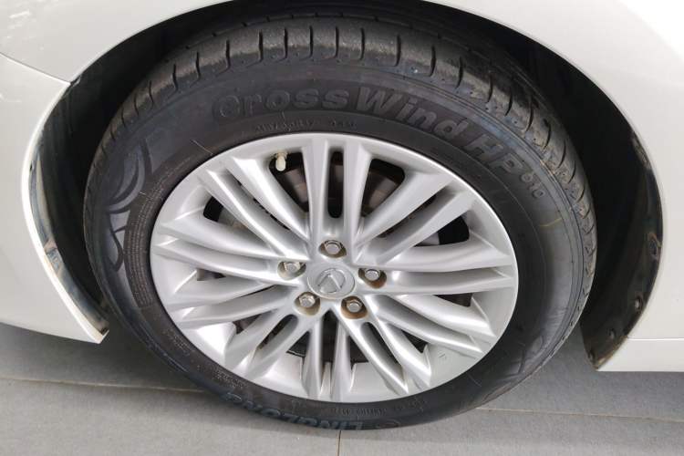 Used Lexus ES 2015 200 Comfort Edition