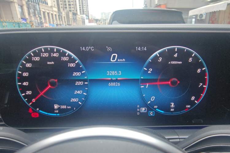 Used Mercedes-Benz GLE 2020 Restyled GLE 350 4MATIC Fashion Edition Special Version Instrument Cluster