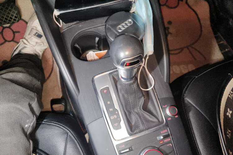 Used Audi A3 2016 Sportback 35 TFSI Ambition Edition Gear Lever
