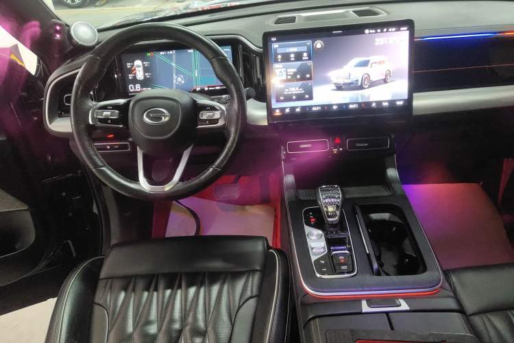 Used GAC Trumpchi GS8 2022 Flagship Series 2.0 TGDI Two-Wheel-Drive Prestige Edition (6-seater)
