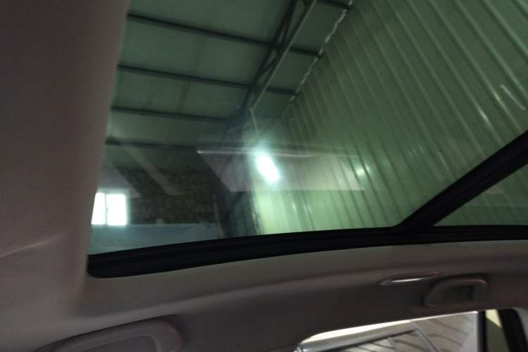 Used CHANGAN CS75 2017 Shangkui Edition 1.5T Automatic Fengxiang Model
