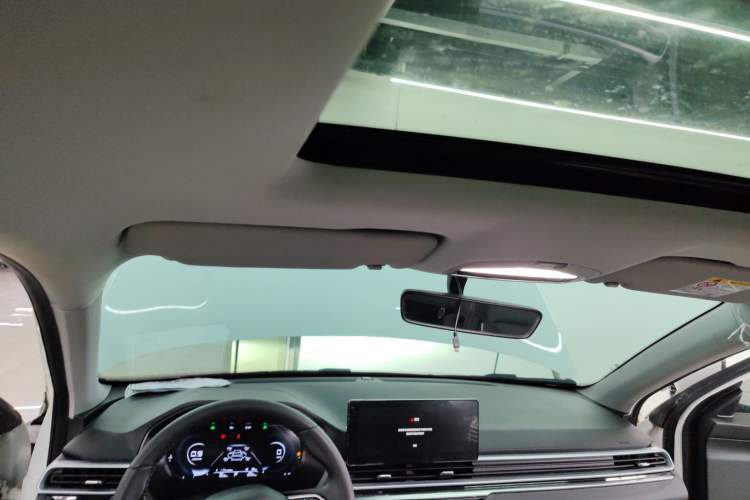 Used Geely Auto Emgrand 2022 4th Generation 1.5L CVT Luxury Model
