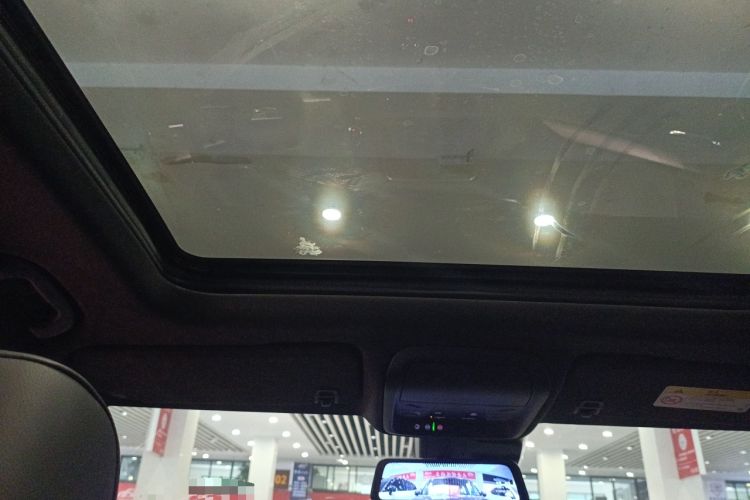 Used Cadillac XT4 2022 28T Two-Wheel-Drive Luxury Version