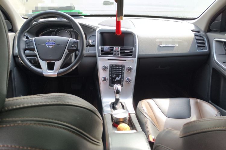 Used Volvo XC60 2017 T5 AWD Smart Range Edition
